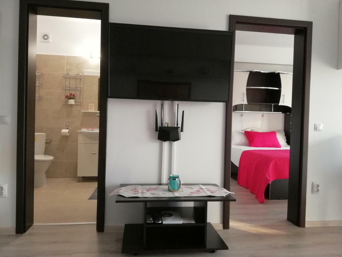 Kolonaki Domus Apartment Iasi Exterior foto